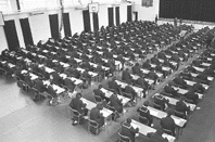 全日制私立で約１万人が受験 ほか (2000年1月26日号)