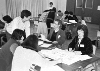 ケアプラン作成で理解深める ほか (2000年3月1日号)