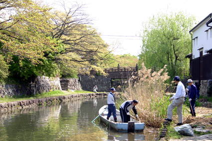 原風景をいつまでも 恒例の清掃活動