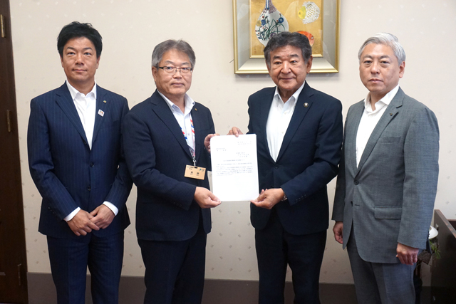 各市の実情を反映した県の対応を