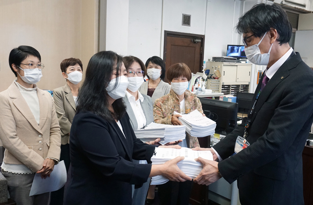 「県立病院を県立のまま運営して」