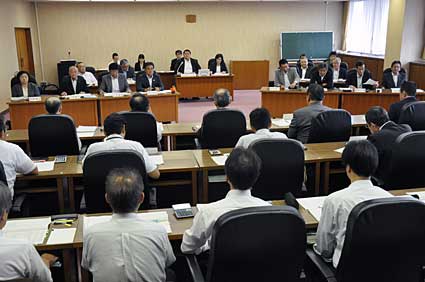 栗東市　資金貸付の償還で論議呼ぶ