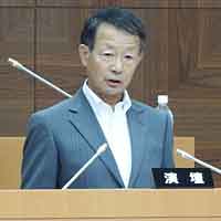 現職の山仲氏 3選めざす