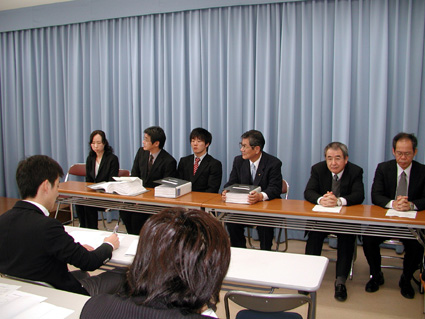 県立栗東体育館 存続求める署名