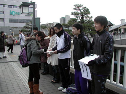 県立栗東体育館 存続求め署名活動