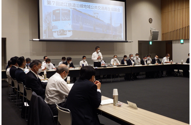 鉄道部門分社化「唐突な感じ」地域公共交通検討する法定協