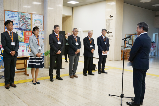 東近江市の姉妹都市・韓国の場岩面へ 友好親善使節団が出発