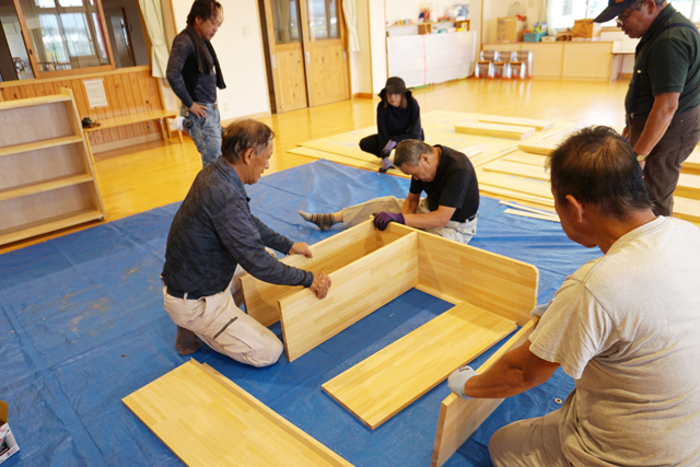 県建築組合八日市支部 住宅デーに奉仕作業