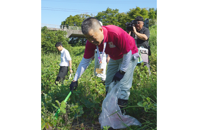国・県・市連携で清流復活を 愛知川「清流の日」清掃活動