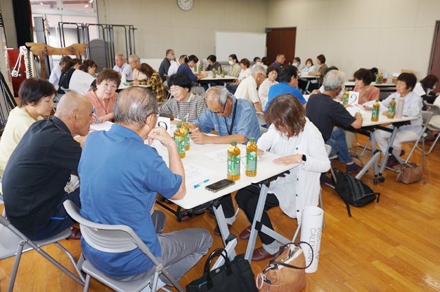 見守り合いにつながる「サロン」御園地区の関係者が交流会