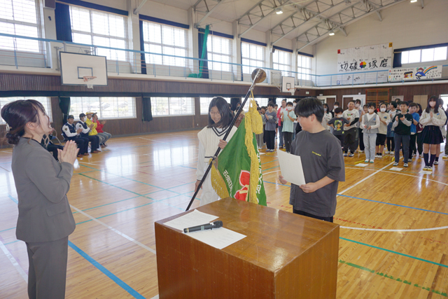 新分団長委嘱　交通リーダーに
