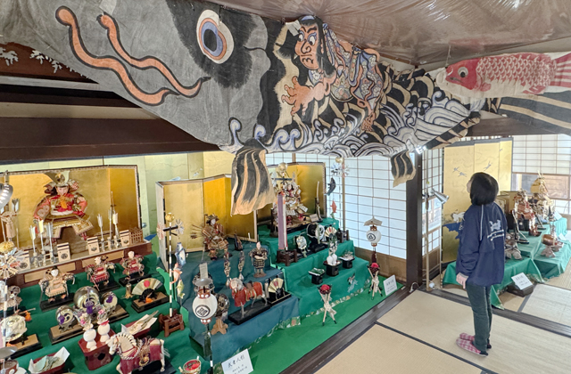 商家に伝わる武者人形