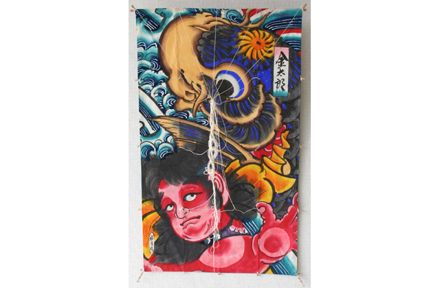 もうすぐ端午の節句 空泳ぐ鯉の凧展