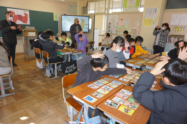 かるたで防災・減災の意識高める