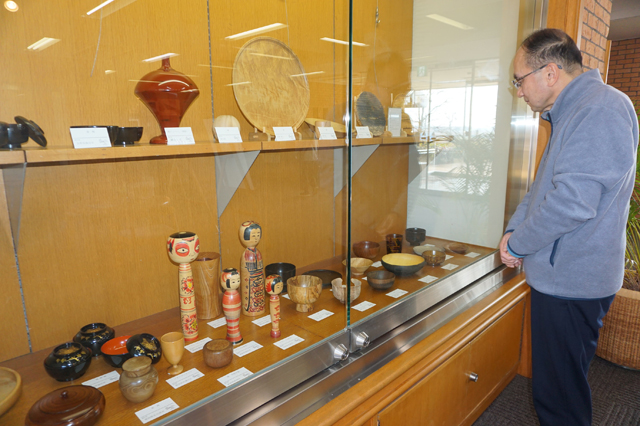 巡回展で森林への関心を