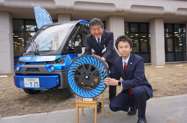 パンクしないタイヤを実装　奥永源寺の自動運転サービス車両