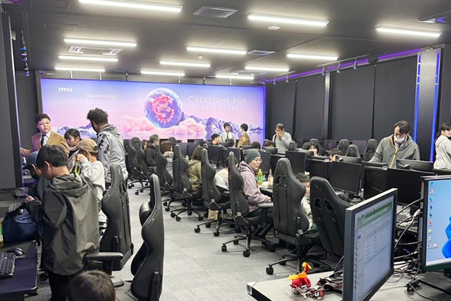 滋賀学園で子どもらデジタル体験