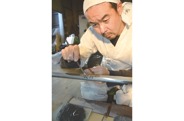 刀匠の鍛刀場を見学 刀剣の美　鑑賞のツボ