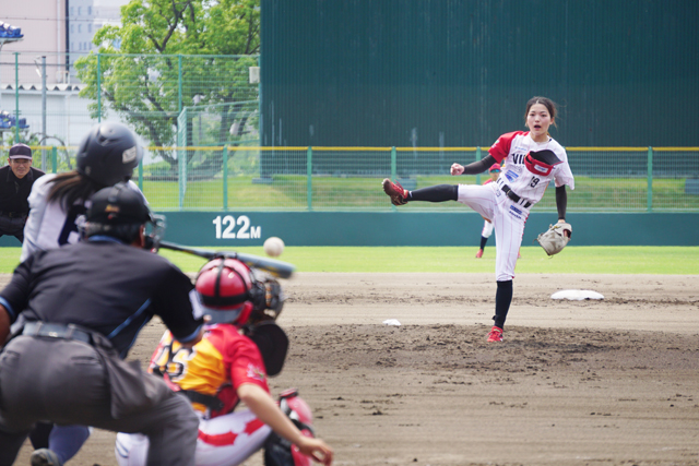 坂原投手　被安打1の完封 バイオレッツ　ベスト4へ