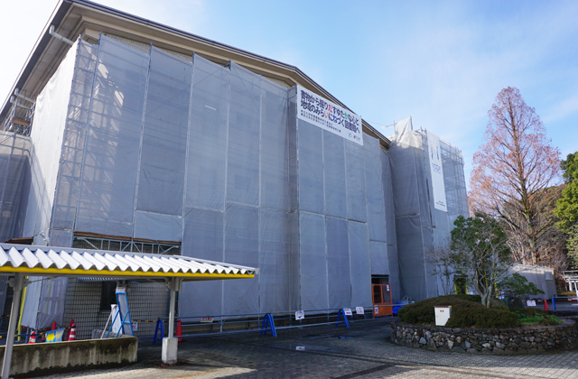 特定天井耐震化など実施 八日市図書館の改修工事