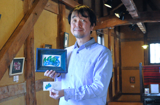 東近江市在住の切り絵作家・奥居匡さん 切り絵展「かたちとかたち