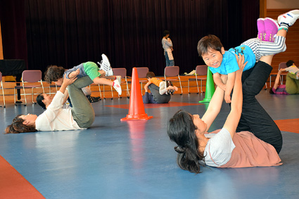 親子が楽しくのびのびと運動しながらコミュニケーション