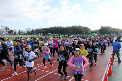 新年の走り初め爽やかに　第55回東近江元旦健康マラソン大会