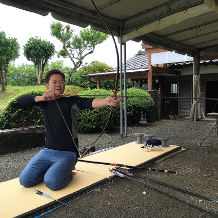 《特集》頑張ってます!地域おこし協力隊員「弓道の発祥地」のライフワーク