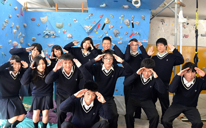 メジャー大会で上位目指す　手作りの人工壁で特訓