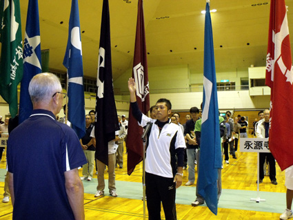 優勝めざして健闘と交流を誓う