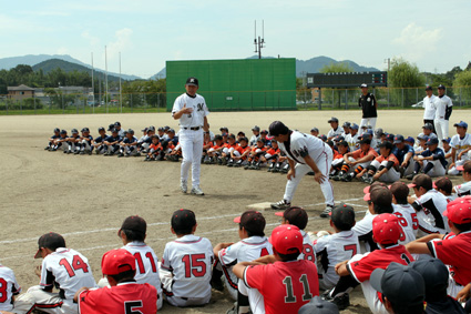 元プロ選手が直接指導 熱中!!少年野球教室