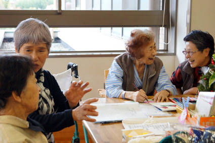 地域住民が病院へ　病院職員は地域へ