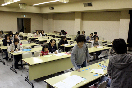 20チームが激突 東近江レディースバレー