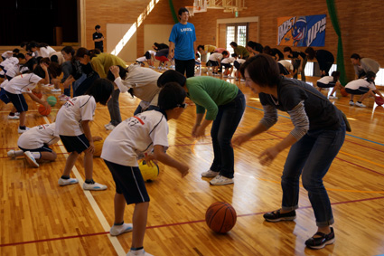 親子で体感　プロ選手の迫力