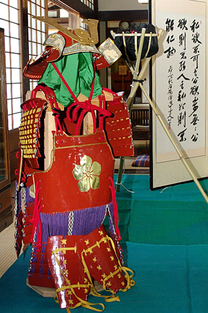 商家に伝わる武者人形めぐり