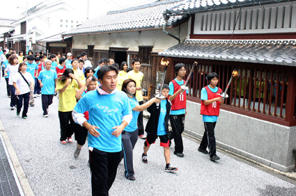 近江八幡でトーチラン スペシャルオリンピックス