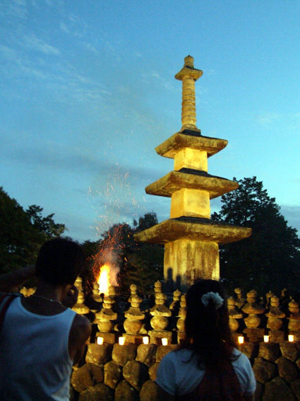 地域住民が守り続けて21回目「石塔フェスティバル」