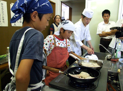 八日市調理師会がプロの技伝授
