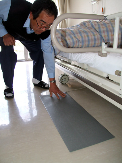 より迅速な対応可能に ナースコール設備一新