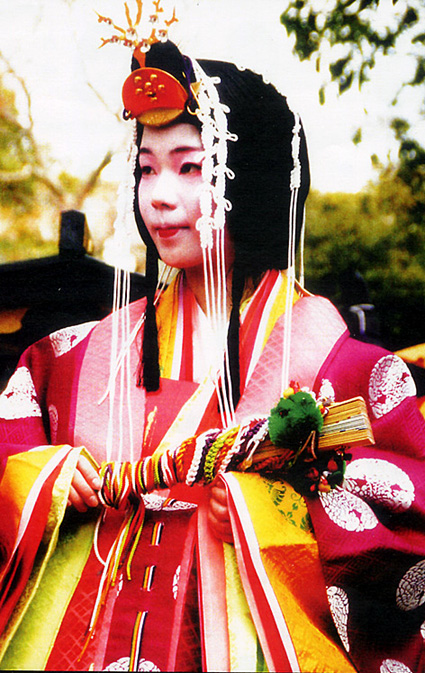 あいの土山斎王群行の斎王役に