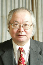 「湖国と文化」編集長 中井二三雄さん死去