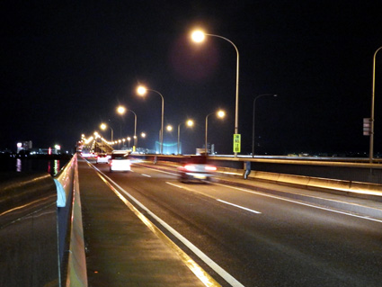 琵琶湖大橋の無料化に懸念「県全体の道路整備に影響」