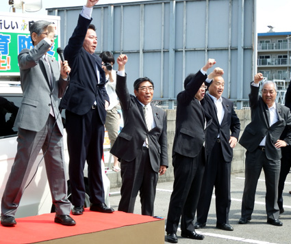 小鑓氏敗因　自民県連幹部のおごり高ぶり