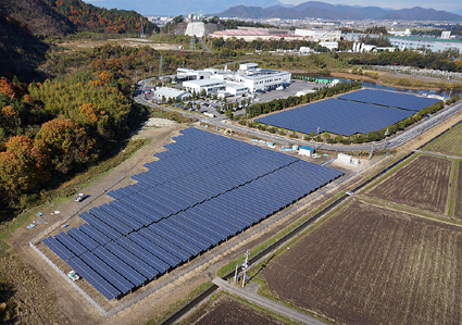 太陽光発電所急増で件数3割増