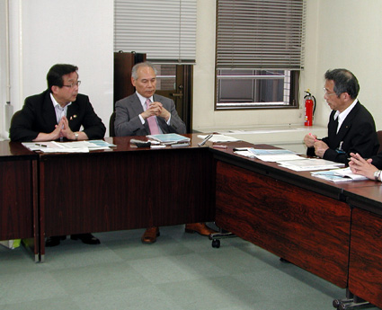 県教委の県立高校再編計画 長浜市検討委員会が提言書