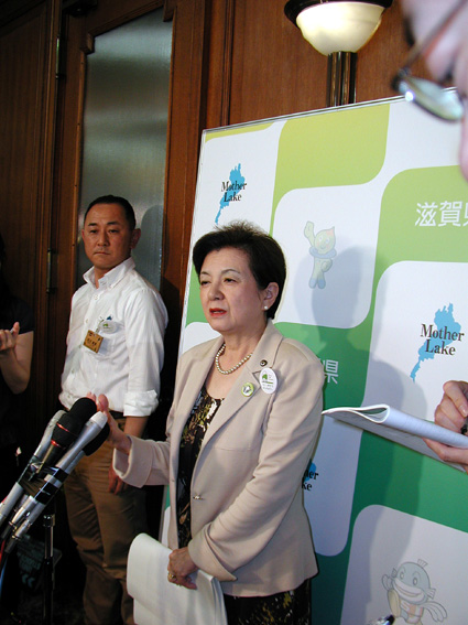 原発再稼動「慎重姿勢崩していない」