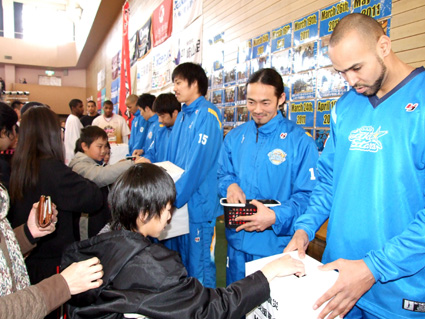 心を熱くするプレーで復興支援！