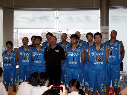 滋賀レイクスターズが記者会見「選手と一緒に戦ってほしい」