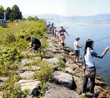 『びわ湖外来魚駆除釣り大会』