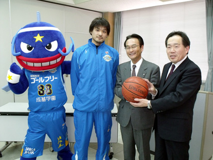 感動・勇気・楽しみ提供したい！滋賀ダイハツ販売　観戦チケット寄贈